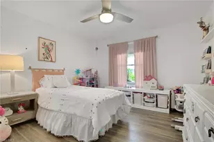 3342 Timberwood Cir, Naples, FL 34105 - Photo 20
