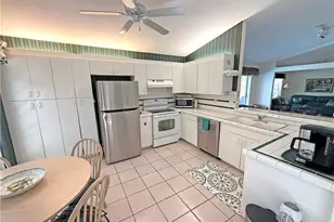 1279 Naples Lake Dr, Naples, FL 34104 - Photo 24