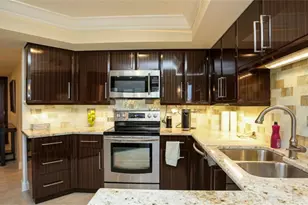 4551 Gulf Shore Blvd N, Naples, FL 34103 - Photo 10