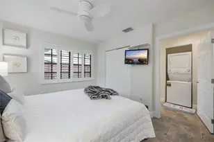 721 9th St S, Naples, FL 34102 - Photo 16