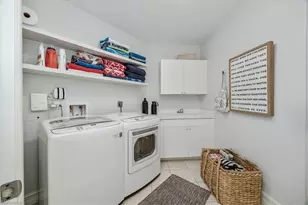 700 Bentwater Cir, Naples, FL 34108 - Photo 18