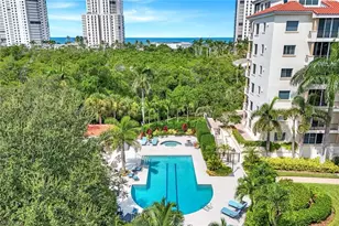 8720 Bay Colony Dr, Naples, FL 34108 - Photo 26