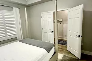 410 Bayfront Pl, Naples, FL 34102 - Photo 20