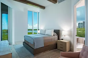 60 Seagate Dr, Naples, FL 34103 - Photo 8