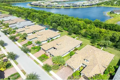 7638 Jacaranda Ln, Naples, FL 34114 - Photo 4