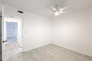 4631 Bayshore Dr, Naples, FL 34112 - Photo 26