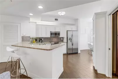 450 Bayfront Pl #4201, Naples, FL 34102 - Photo 4