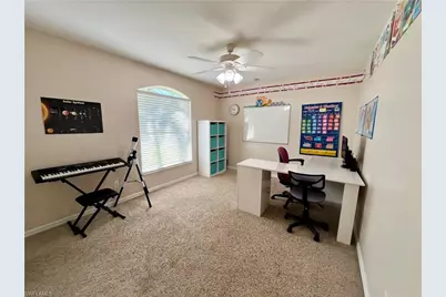 2720 NE 1st Pl, Cape Coral, FL 33909 - Photo 12