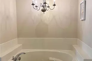 2720 NE 1st Pl, Cape Coral, FL 33909 - Photo 10