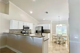 2720 NE 1st Pl, Cape Coral, FL 33909 - Photo 4