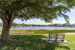141 Bristol Ln, Naples, FL 34112 - Photo 2