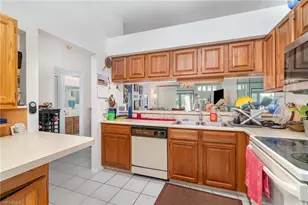 2005 Pine Isle Ln, Naples, FL 34112 - Photo 6