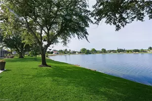 2257 Valencia Lakes Cir, Naples, FL 34120 - Photo 2