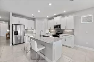 28016 Captiva Shell Loop, Bonita Springs, FL 34135 - Photo 6