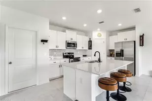 17812 Belforte CT, North Fort Myers, FL 33917 - Photo 6