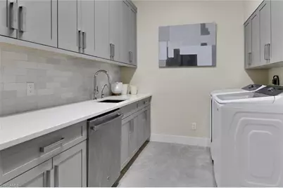 2127 Harlans Run, Naples, FL 34105 - Photo 10