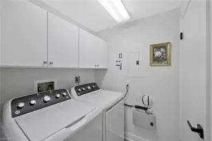 780 Willowbrook Dr, Naples, FL 34108 - Photo 16