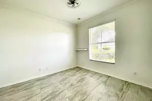 589 Genevieve Dr, Lehigh Acres, FL 33936 - Photo 6