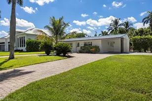 1236 13th Ave N, Naples, FL 34102 - Photo 2