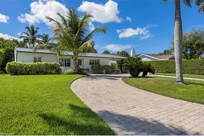 1236 13th Ave N, Naples, FL 34102 - Photo 1