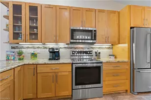 2266 Stacil Cir, Naples, FL 34109 - Photo 6