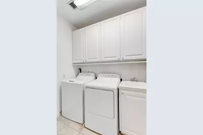 28260 Villagewalk Cir, Bonita Springs, FL 34135 - Photo 16