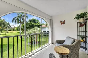 1055 Forest Lakes Dr, Naples, FL 34105 - Photo 14