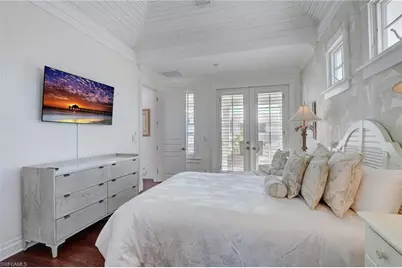 1551 Gulf Shore Blvd S, Naples, FL 34102 - Photo 38