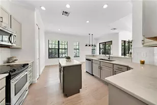 1248 Carpazi Ct, Naples, FL 34105 - Photo 6