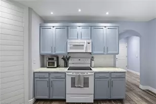 26982 Wildwood Pines Ln, Bonita Springs, FL 34135 - Photo 4