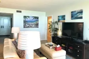 6585 Nicholas Blvd, Naples, FL 34108 - Photo 8