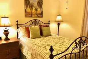 6585 Nicholas Blvd, Naples, FL 34108 - Photo 12