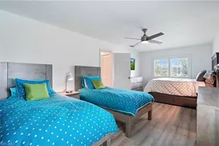 205 Springline Dr, Naples, FL 34102 - Photo 18