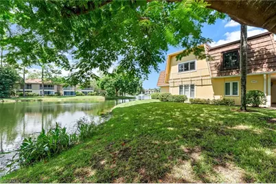 1890 Bald Eagle Dr. #B Dr, Naples, FL 34105 - Photo 2