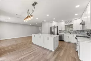 1890 Bald Eagle Dr #B Dr, Naples, FL 34105 - Photo 10