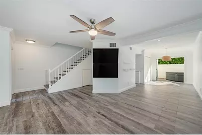185 4th St S #2, Naples, FL 34102 - Photo 18