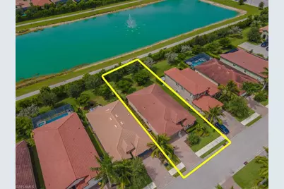 16374 Barclay Ct, Naples, FL 34110 - Photo 2