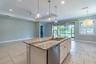 16374 Barclay Ct, Naples, FL 34110 - Photo 10