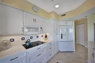 4255 Gulf Shore Blvd N, Naples, FL 34103 - Photo 6