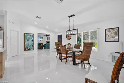 410 6th St NE, Naples, FL 34120 - Photo 6