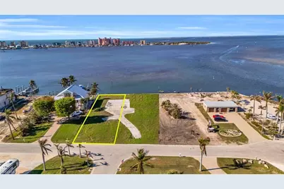 926 San Carlos Dr, Fort Myers Beach, FL 33931 - Photo 1