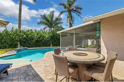 2680 Longboat Dr, Naples, FL 34104 - Photo 12