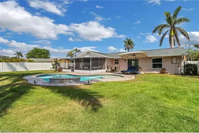 2680 Longboat Dr, Naples, FL 34104 - Photo 8