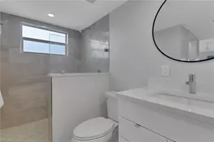 12945 Vanderbilt Dr, Naples, FL 34110 - Photo 4