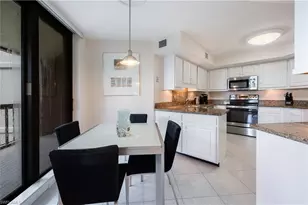 4551 Gulf Shore Blvd N, Naples, FL 34103 - Photo 16