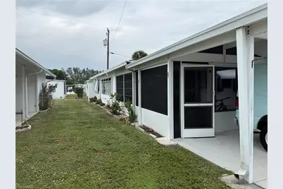 539 Poinsettia Ln #152, Naples, FL 34114 - Photo 2