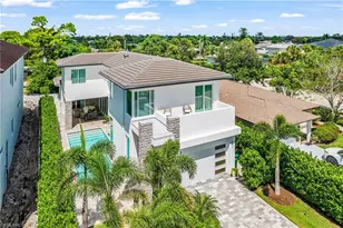 591 93rd Ave N, Naples, FL 34108 - Photo 1