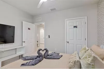 439 NE Juanita Ct, Cape Coral, FL 33909 - Photo 20