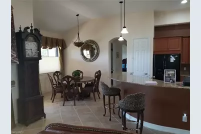 12501 Fairmont Dr, Fort Myers, FL 33913 - Photo 6