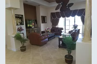 12501 Fairmont Dr, Fort Myers, FL 33913 - Photo 4